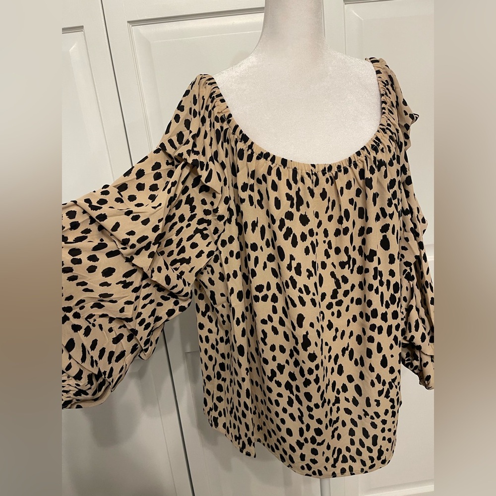 Catherine Malandrino Tan and Black Animal Print Blouse Flutter Sleeves